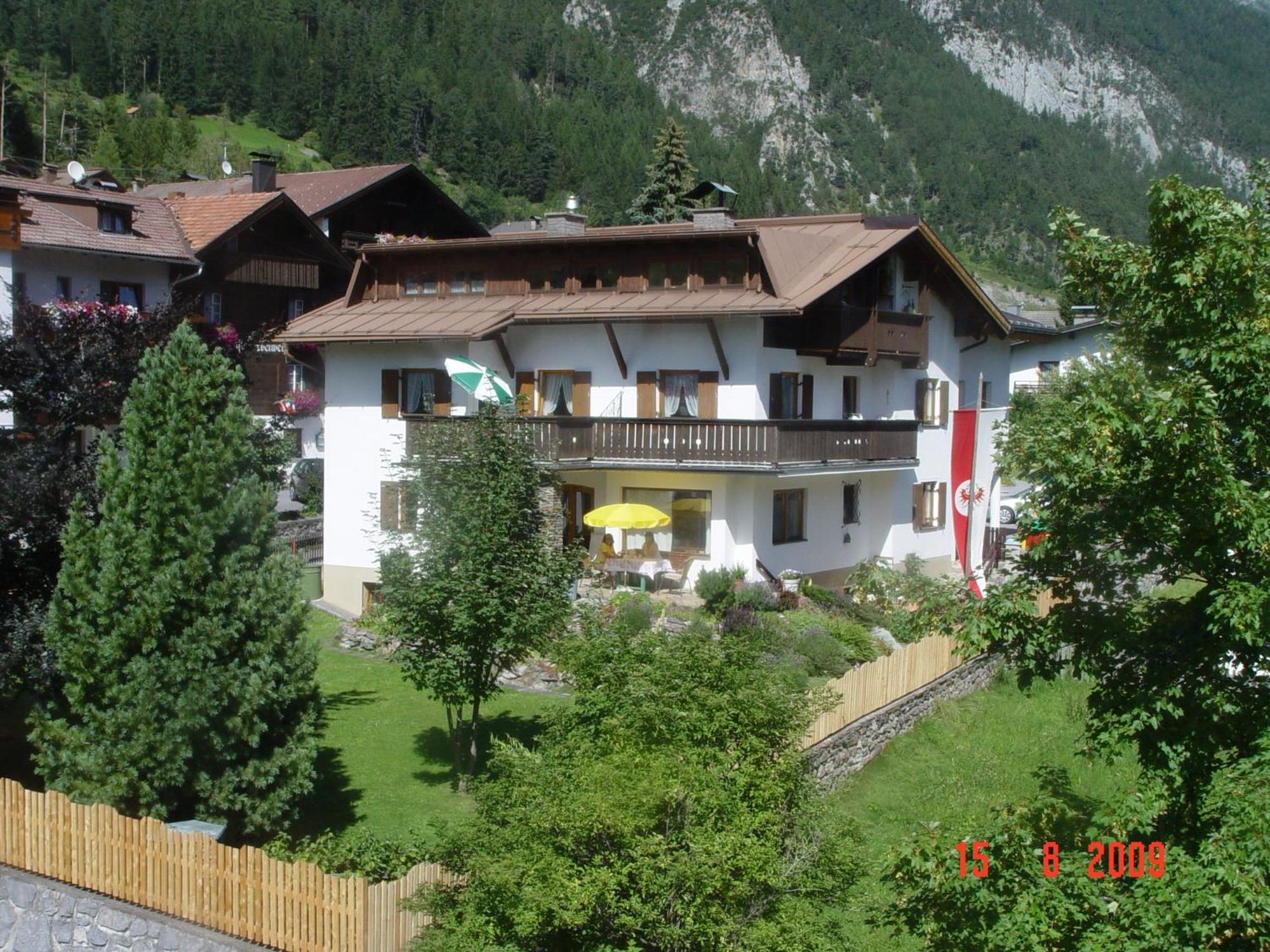 Apartament Ebster *