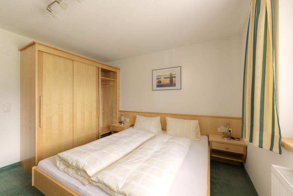 Ebster Apartament